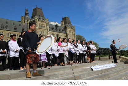 OTTAWA, CANADA - SEPT. 10, 2015: Inuit Celebration Of Life On Parliament Hill On World Suicide Prevention Day Highlights The Need For Action To Address The High Suicide Rate Among Inuit Youth.
