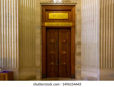 Imagenes Fotos De Stock Y Vectores Sobre Inside Law Courts