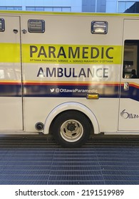 Ottawa Ontario Canada August 18 2022. Paramedic Ambulance On Rideau Street In The Downtown Area Of The City.