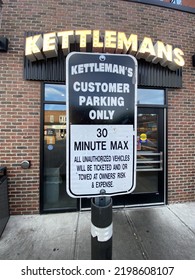 Ottawa Ontario Canada September 4 2022. Kettlemans Storefront Entrance Way Storefront Signage And Customer Parking Sign.