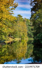 Otter Lake, Blue Ridge Parkway, Virginia, USA.