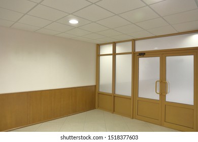 Outdated Retro Room Design In An Office Business Building