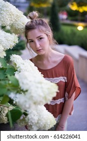 Brown Hair Woman Green Eyes Images Stock Photos Vectors