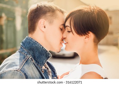 ディープ キス の画像 写真素材 ベクター画像 Shutterstock