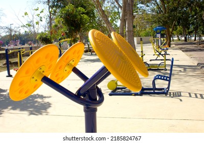 Outdoor Exercise Equipment In Public Parks