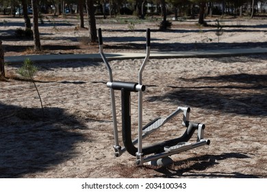 Outdoor Exercise Machine, Step Machine. Very Good For The Arms And Legs