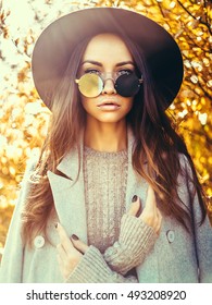 Outdoor Fashion Photo Of Young Beautiful Lady In Autumn Landscape With Dry Flowers.
Autumn/Winter. Warm Autumn/winter. Fashion Autumn/winter. Beautiful Autumn. Sunny Autumn, Cozy Autumn Coat