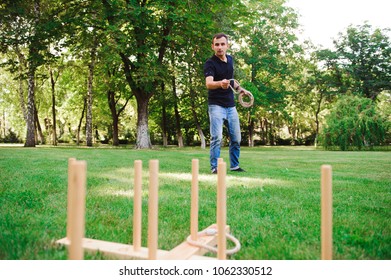 Outdoor Games Guy Playing Ring Toss Stock Photo 1062330512 | Shutterstock