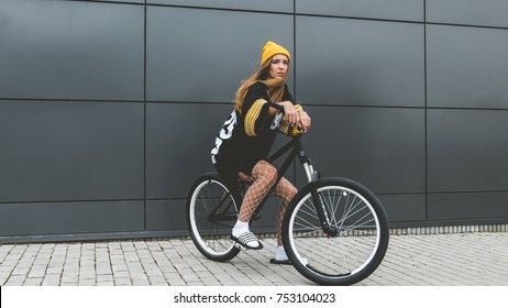 bmx girl hot