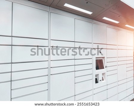 Outdoor parcel locker with camera