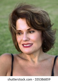 427 Sexy Older Brunette Woman Stock Photos Images Photography Outdoor Portrait Beautiful Mature Woman 260nw 335386859
