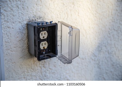 Outdoor Power Plug In Electrical Box Waterproof Outlet Stucco Open Rusted Dirty