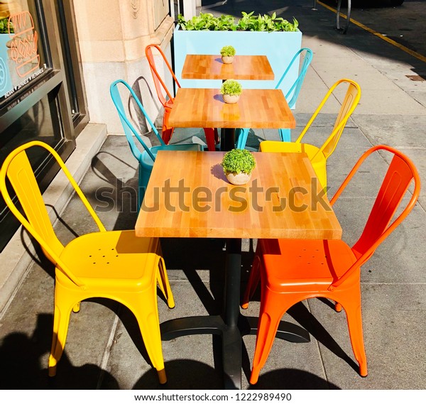 food near me outdoor seating