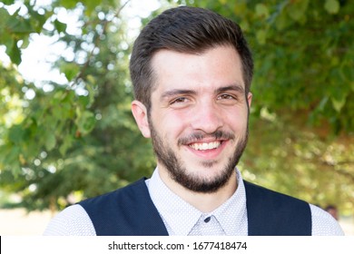 Handsome Man Beautiful Smile Bilder Stockfotos Und Vektorgrafiken Shutterstock