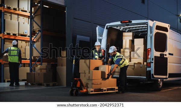 Outside of Logistics Retail Warehouse With\
Inventory Manager Using Tablet Computer, talking to Worker Loading\
Delivery Truck with Cardboard Boxes, Online Orders, Food and\
Medicine Supply,\
E-Commerce