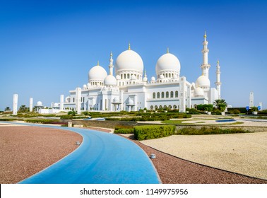 Outside view of Sheikh Zayed Grand Mosque in Abu Dhabi, UAE