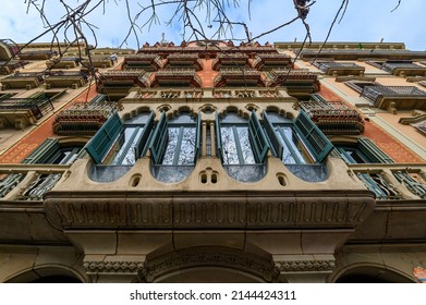 An Outstanding Example Of Late Modernism Building Facade In Barcelona, Spain. 