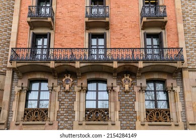 An Outstanding Example Of Late Modernism Building Facade In Barcelona, Spain. 