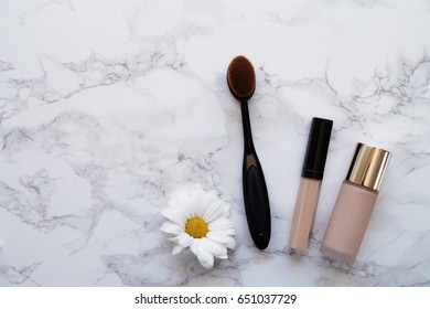 Oval Foundation Brush