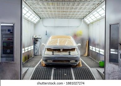 The Oven Cabin With A Freshly Painted Car Inside