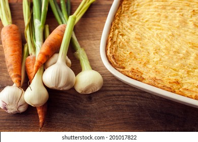 Oven Homemade Shepherds Pie With Cheesy Mashed Potatoes In Small Casserole Dishes 