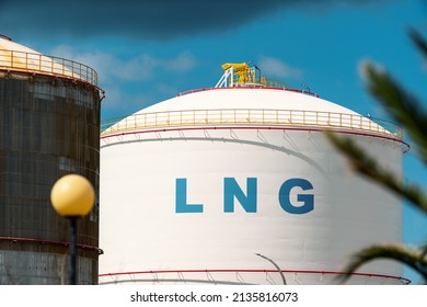 Over Land Gas Pipeline System LNG Tank Storage At Natural Gas Station