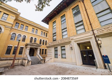 Overcast View Of The Campus Of University Of Texas At Austin, Texas