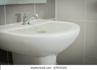 Sink Overflowing Images Stock Photos Vectors Shutterstock