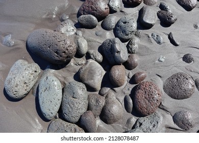 An Overhead View Of Rounded Lava Rocks On The Beach Of Kona, Hawaii, Great For Background