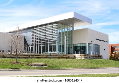 Overland Park, Kansas / USA - March 25, 2020: Johnson County Community College On A Sunny Spring Day