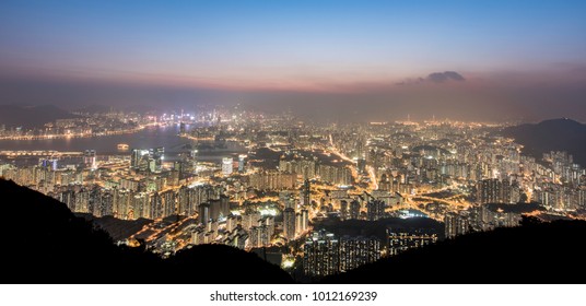 Overlook Kowloon Peak At Magic Hours