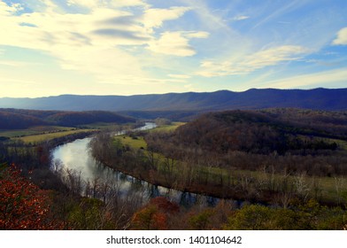 Overlook Of The Shenandoah River