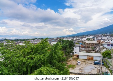 Overlooking the ancient buildings and scenic spots of Dali ancient city in Yunnan Province, China