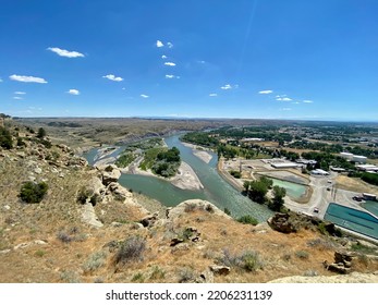 Overlooking The Yellowstone River In Montana 