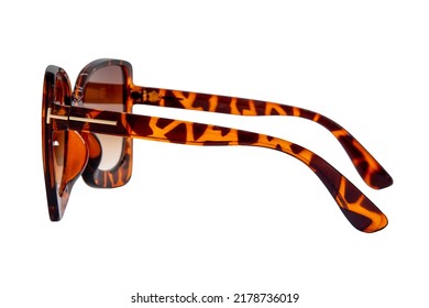 Oversized women sunglasses retro cateye glasses leopard texture transparent frame and gradient brown lens side view