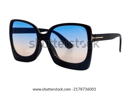Oversized women sunglasses retro cateye glasses black frame with blue and brown lens front right view