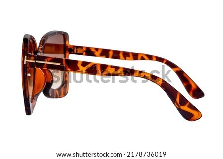 Oversized women sunglasses retro cateye glasses leopard texture transparent frame with gradient brown lens side view
