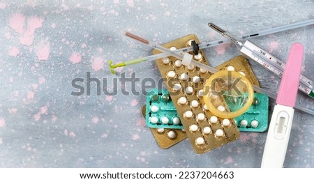 Overview of contraceptives methodes with large copyspace