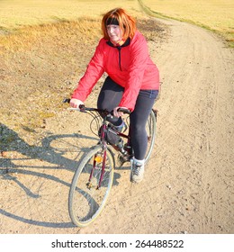 fat women on bikes