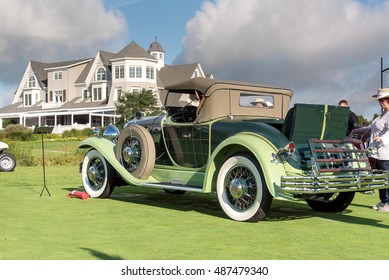 Owen Sound, Ontario - 09/18/2016: Plaidside Roadster - 2016 Cobble Beach Concours DElegance