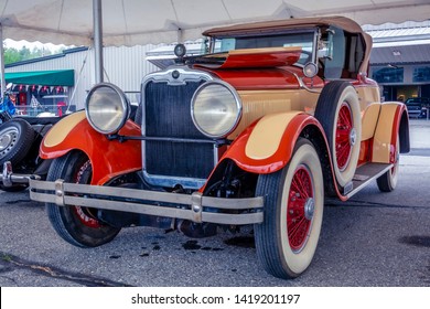Car Auction Usa >> Imagenes Fotos De Stock Y Vectores Sobre Classic Car Car Auction Usa >> Imagenes Fotos De Stock Y Vectores Sobre Classic Car