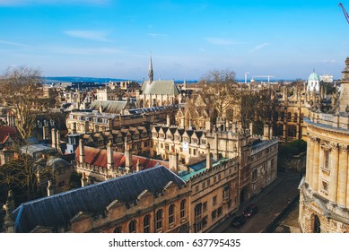 Oxford cityscape view in winter
