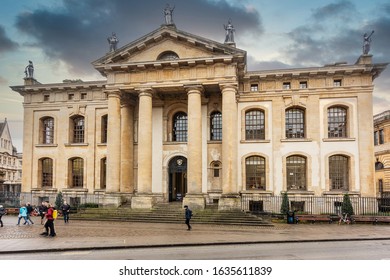 413 Clarendon building Images, Stock Photos & Vectors | Shutterstock