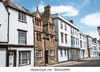 Oxford, UK - June2, 2021: Holywell St And Old Houses Of Oxford University. Uni Accommodation