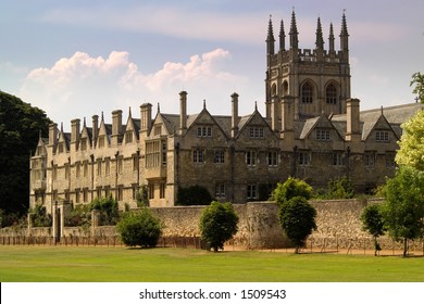Oxford University College buildings