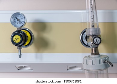 123 Medical gas outlet wall Images, Stock Photos & Vectors | Shutterstock