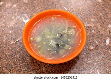  Oyster Soup On The Desk