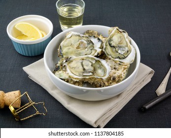 Oysters, Prosecco, Mignonette & Lemon