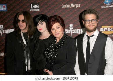 Ozzy Osbourne And Kelly Osbourne With Sharon Osbourne And Jack Osbourne  At Spike Tv's 'Scream 2008'. Greek Theatre, Hollywood, CA. 10-18-08