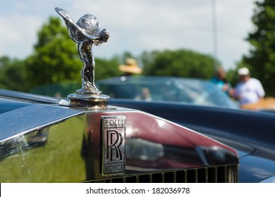 1 piece Hood Mascot standing photo etched 1/43 Kühlerfigur Rolls Royce stehend